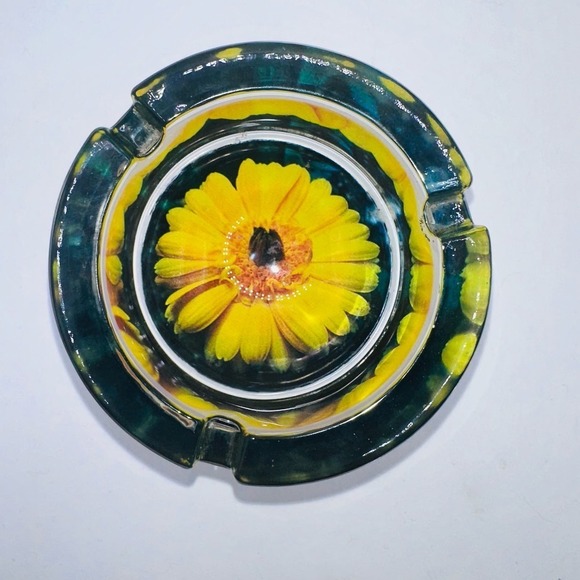 RARE Vintage Small Mid-Century Modern MCM Glass Ashtray 3 Slot - Picture 2 of 6